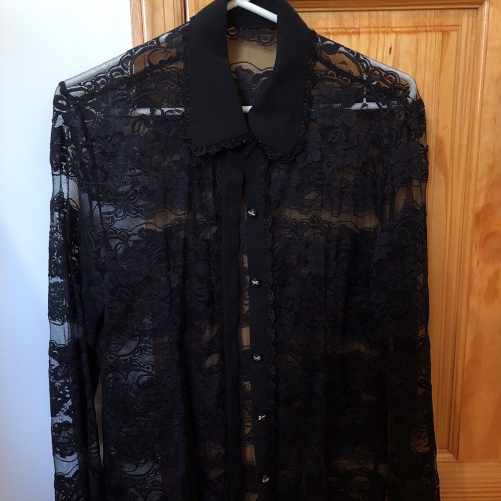 Women's blouse